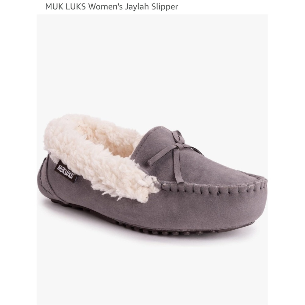 MUK LUKS Jaylah Women Light Grey Moccasin Slipper Faux Fur Lining Size 9 NEW